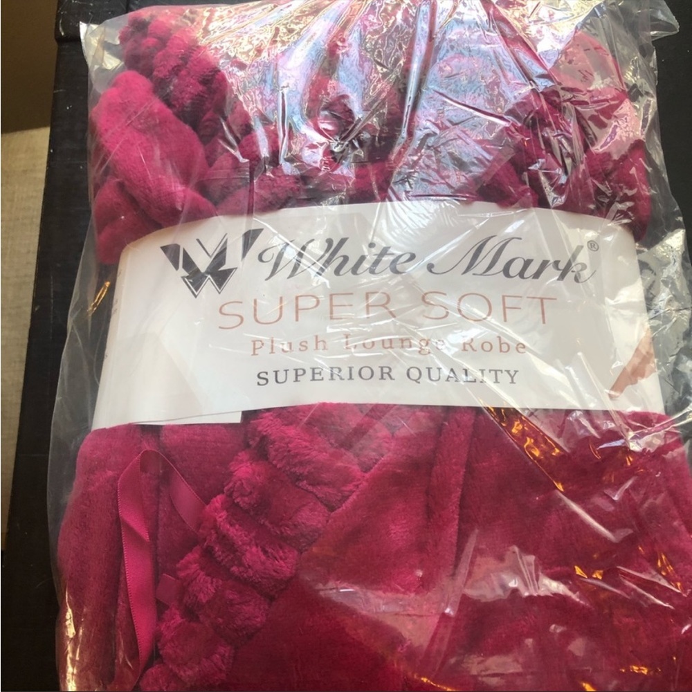 WHITE MARK Super Soft Plush Lounge Robe - Picture 6 of 6